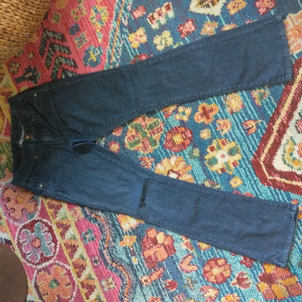 EUC Cache Slim Boot Dark Blue Stretchy Size 4 Jeans